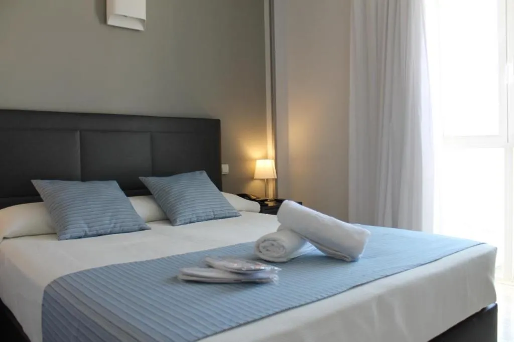 DOUBLE STANDARD Room, Barajas Plaza, Madrid