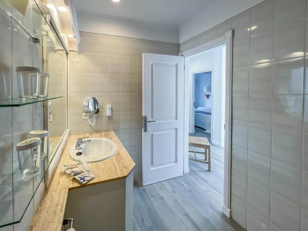 APARTMENT CAPACITY 2 TWO BEDROOMS Room, Parque del Sol, Tenerife