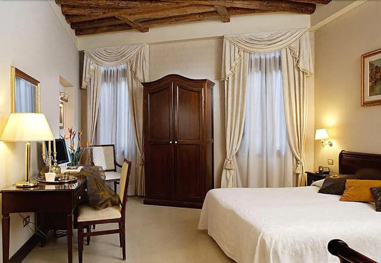 DOUBLE CLASSIC Room, Ca' del Nobile, Venice