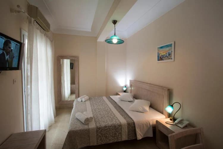 Double or Twin STANDARD Room, Andreas Aparthotel, Santorini