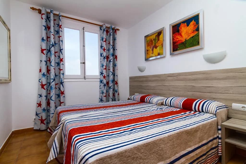 APARTMENT CAPACITY 2 TWO BEDROOMS Room, Seth Sa Mirada, Menorca