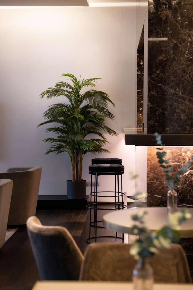 Bar, Litta Palace, Milan