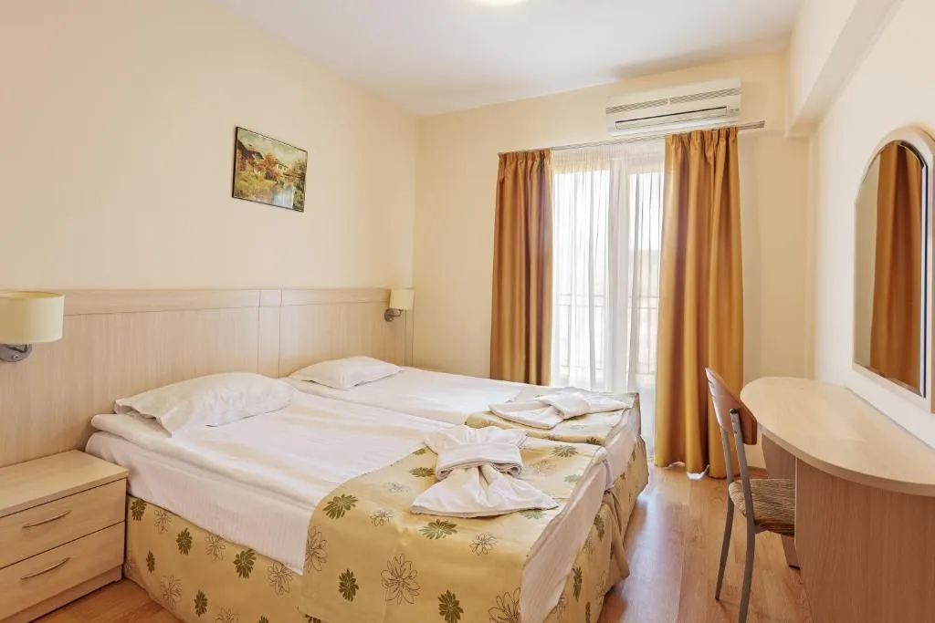 APARTMENT CAPACITY 3 ONE BEDROOM Room, Serena Residence, Bourgas