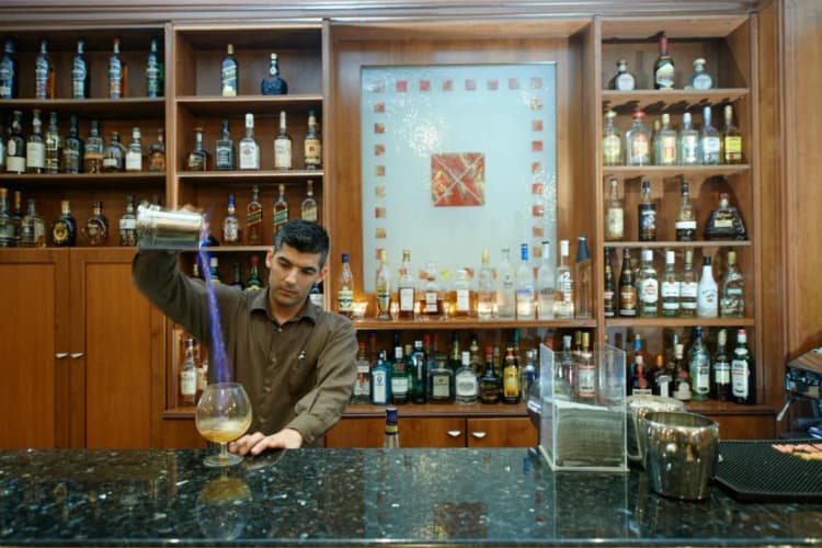 Bar, Royal Hotel Thessaloniki, Halkidiki