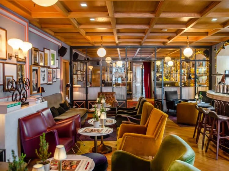 Bar, Browns Central Hotel, Lisbon