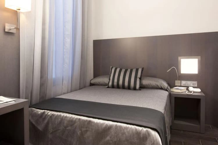 DOUBLE ECONOMY Room, Dalia Ramblas hotel, Barcelona