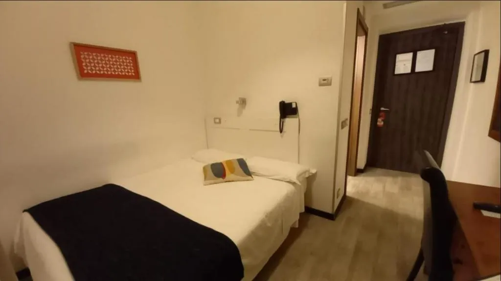 DOUBLE ECONOMY Room, LH Hotel Roma Montemario, Rome