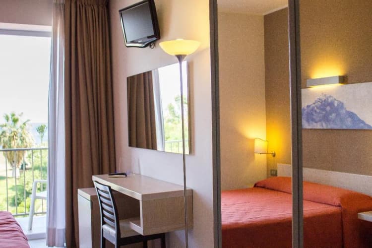 DOUBLE DELUXE Room, Villa D'Amato, Palermo