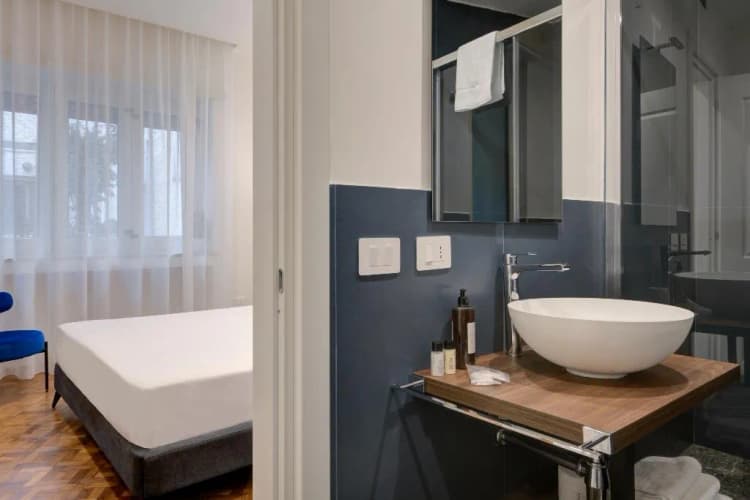 DOUBLE DELUXE Room, Well Suites - Piazza dei Martiri, Naples