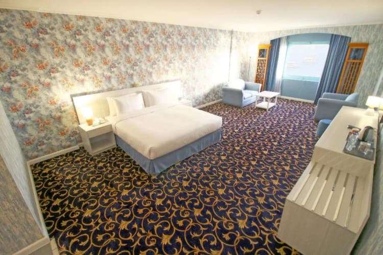Double or Twin GRAND WITH VIEWS Room, The George Hotel by Saffron Dubai Creek, Dubai