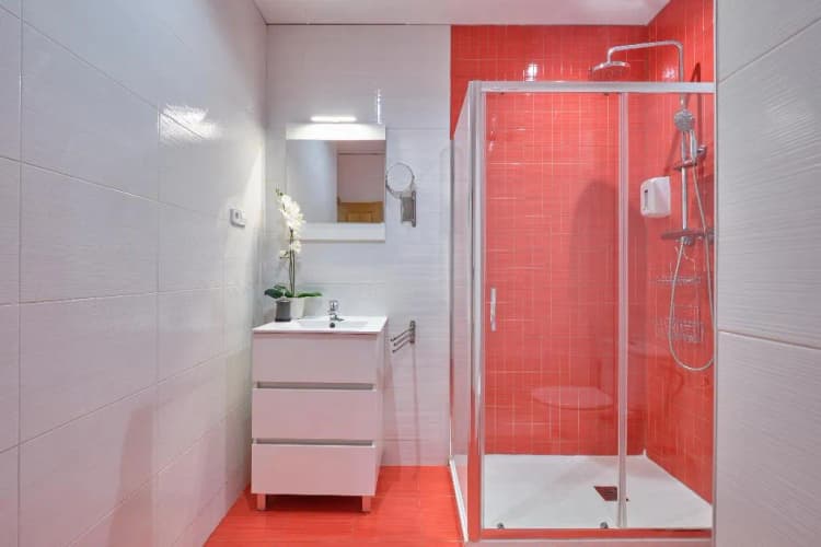 APARTMENT CAPACITY 10 Room, Apartamentos en Sol, Madrid