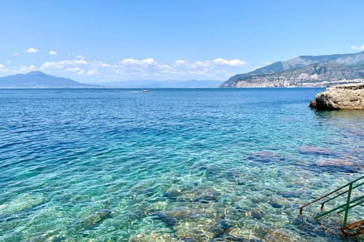 Beach, Hostel & Glamping Santa Fortunata, Naples
