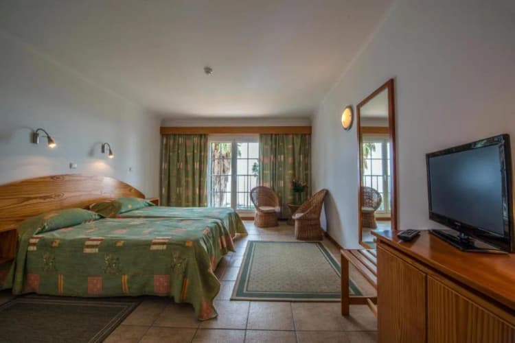 Double or Twin PARTIAL OCEAN VIEW Room, Quinta Alegre, Madeira