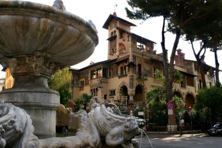 General view, A Casa di Tiziana, Rome