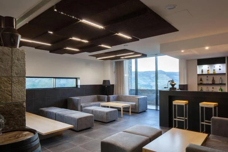 Bar, Quinta De Casaldronho Wine Hotel, Porto