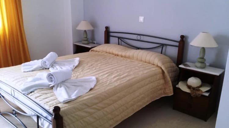 Double or Twin STANDARD Room, Stavros Villas, Santorini