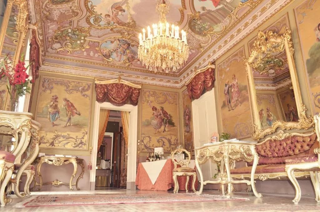 Bar, Gattopardo House, Catania