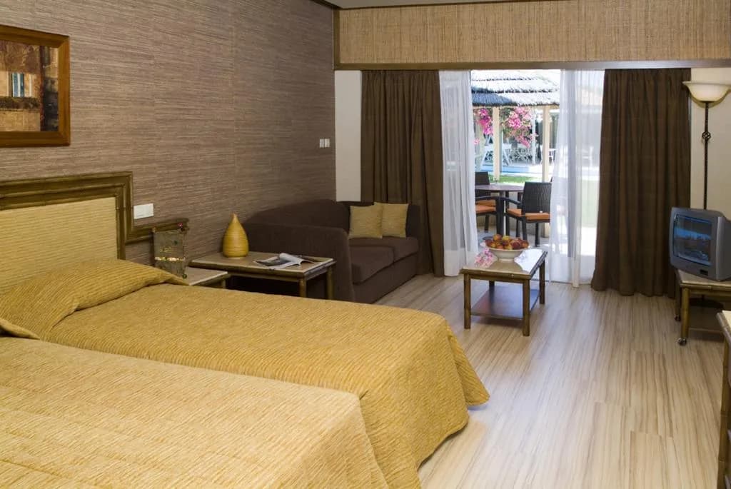 BUNGALOW GARDEN VIEW Room, Palm Beach Hotel & Bungalows, Cyprus