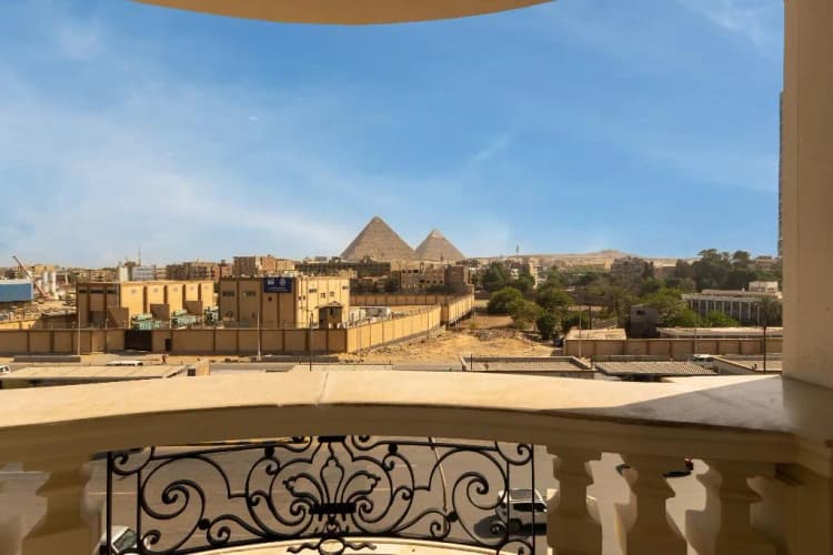 APARTMENT THREE BEDROOMS ONE BATHROOM Room, Pyramids Yard Hotel, Cairo