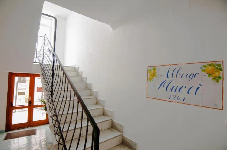 General view, Albergo Macrì, Naples