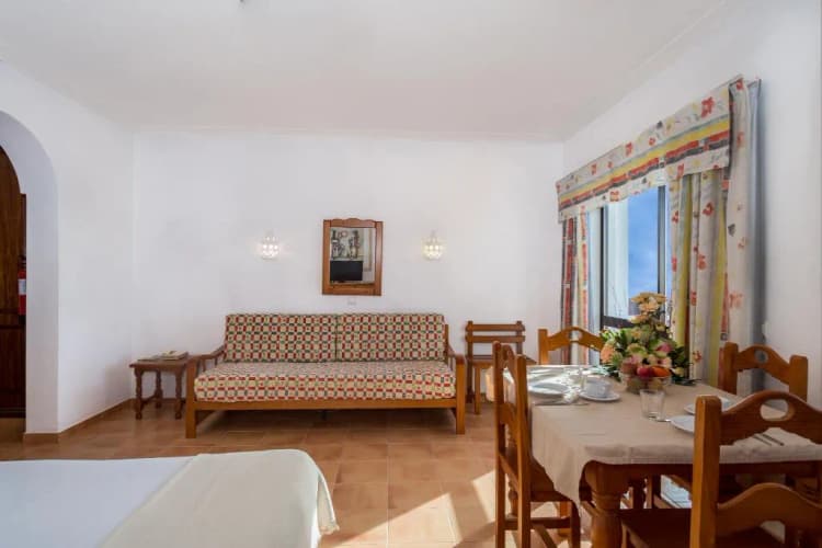 APARTMENT ONE BEDROOM Room, Mirachoro Portimao, Algarve