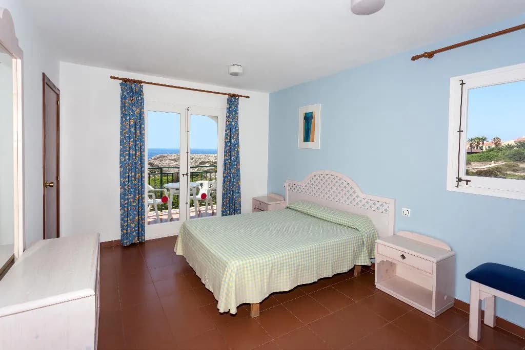 APARTMENT ONE BEDROOM Room, Oasis Park, Menorca