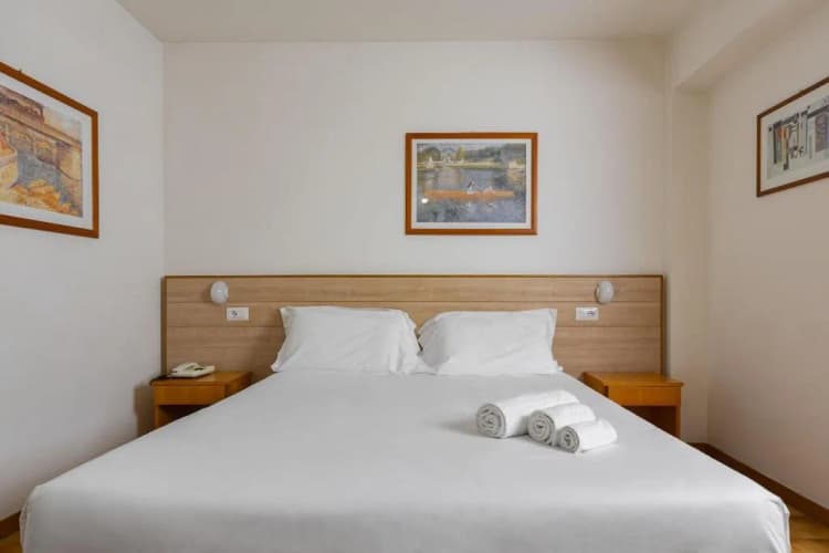 DOUBLE STANDARD Room, Catignano Hotel Ristorante, Umbria