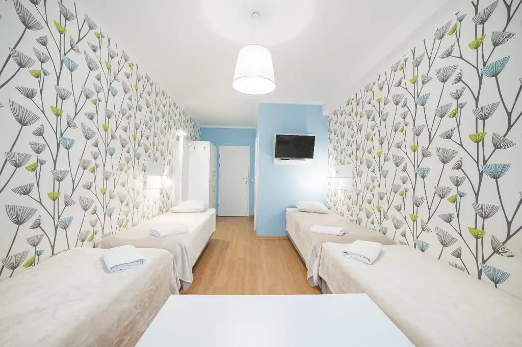 Bed in dormitory DELUXE CAPACITY 4 Room, Hostel Premium Kraków, Krakow