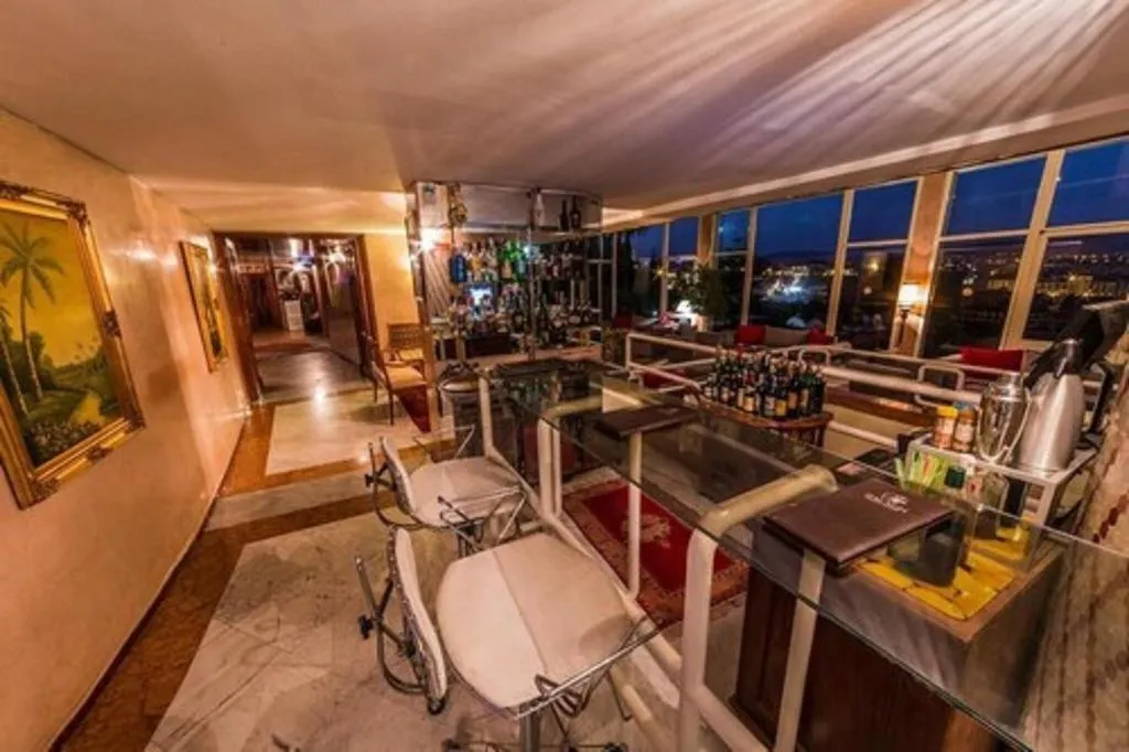 Bar, Menzeh Zalagh City Center, Fez