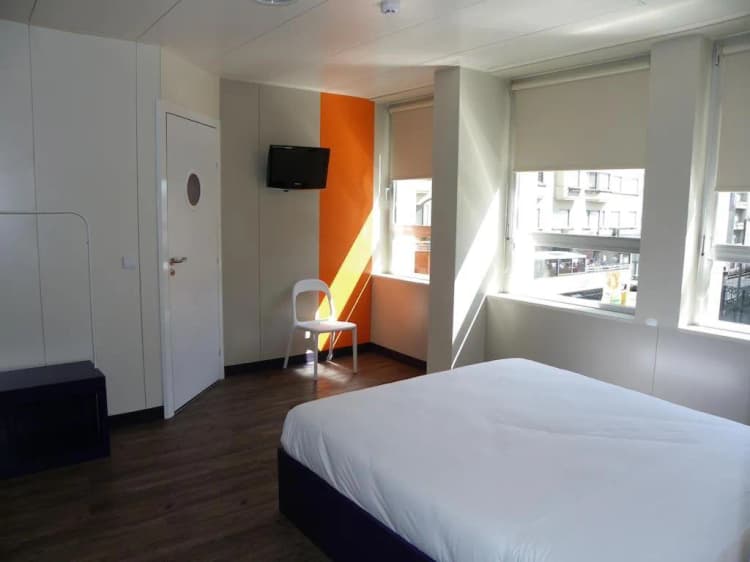 DOUBLE STANDARD Room, Herculano Porto Stays, Porto