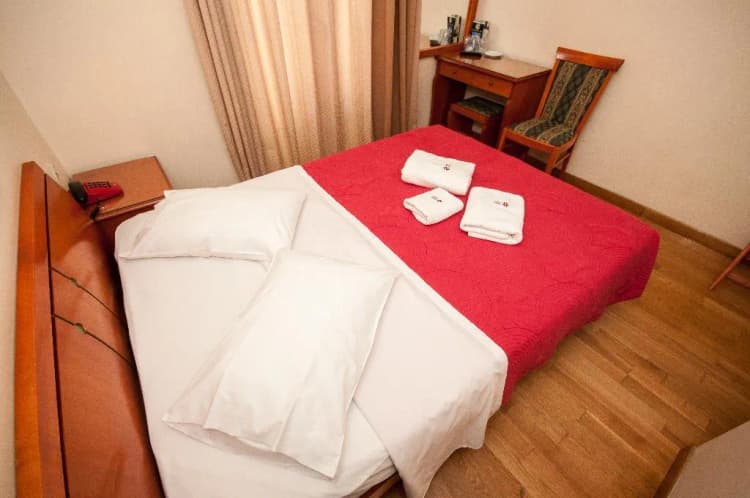 Double or Twin ECONOMY Room, Cecil hotel, Athens