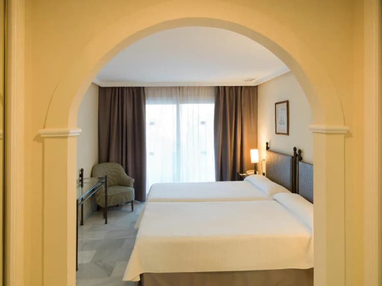 APARTMENT CAPACITY 4 TWO BEDROOMS Room, Monarque Sultan, Costa Del Sol