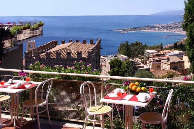 Bar, Mediterranee Hotel, Taormina
