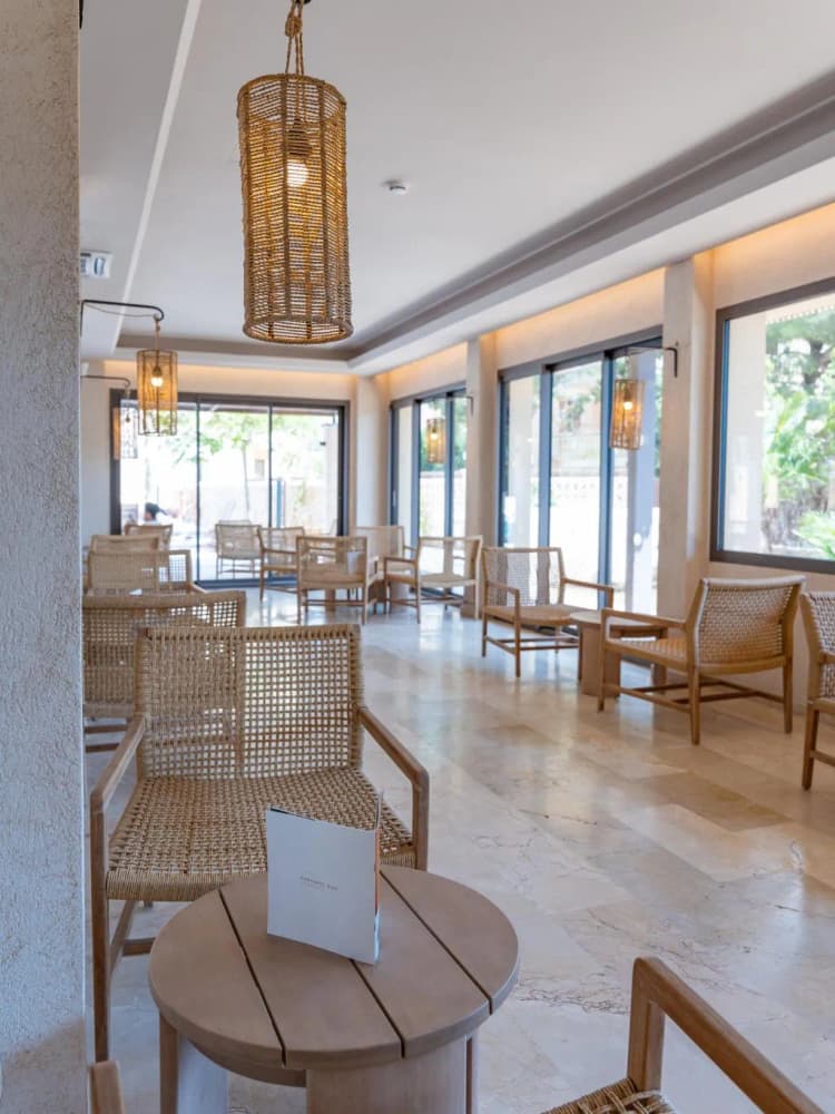 Bar, Canyamel Sun Suites, Majorca
