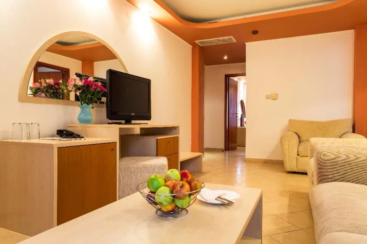 APARTMENT TWO BEDROOMS Room, Gold Pearl Hotel, Bourgas
