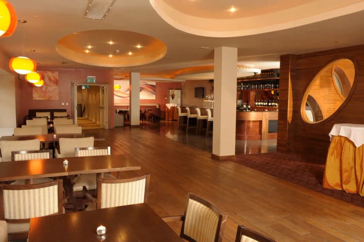 Bar, Royal Marine, Dublin