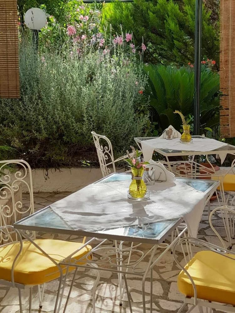 Bar, Helios Splendid, Corfu