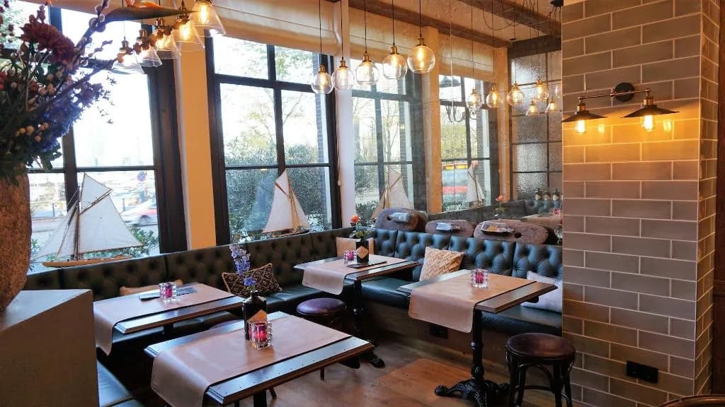 Bar, The Hendrick S Hotel, Amsterdam