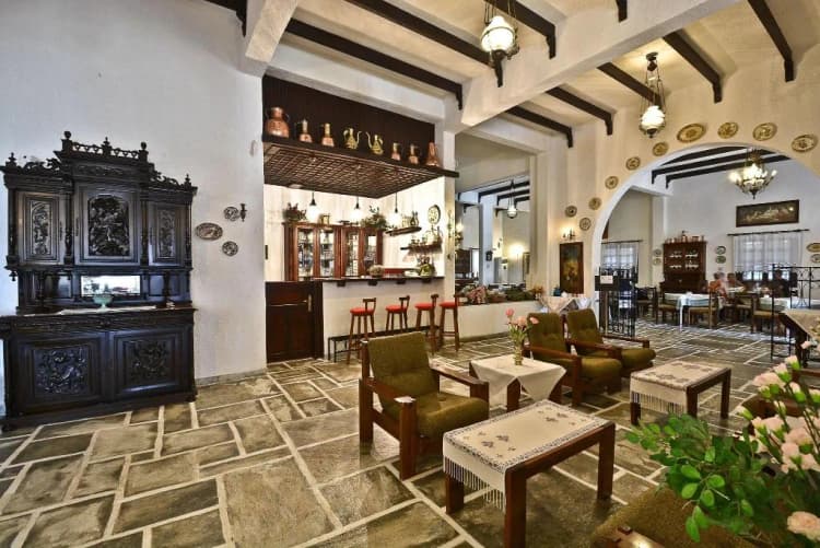 Bar, Prince Stafylos, Skiathos