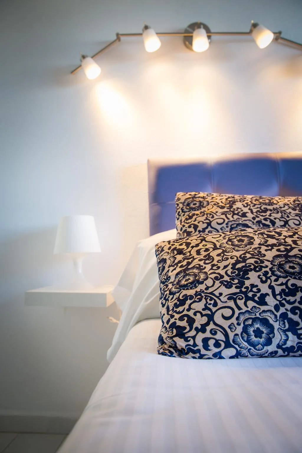 APARTMENT ONE BEDROOM WITH TERRACE Room, Holidays2Benal Beach, Costa Del Sol
