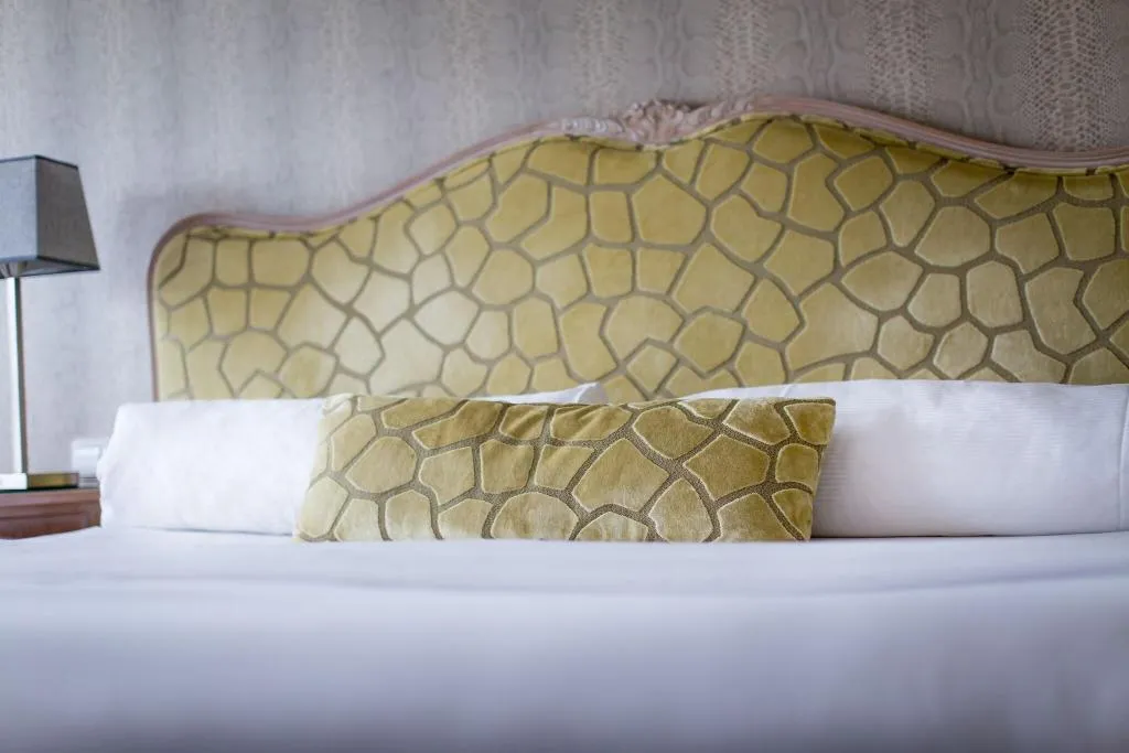 Double or Twin KING SIZE BED Room, Friday Hotel, Prague