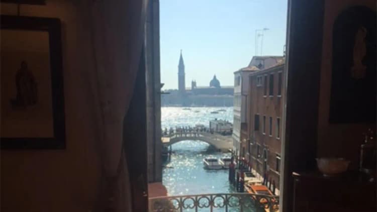 APARTMENT TWO BEDROOMS TWO BATHROOMS Room, Metropole Venezia, Venice