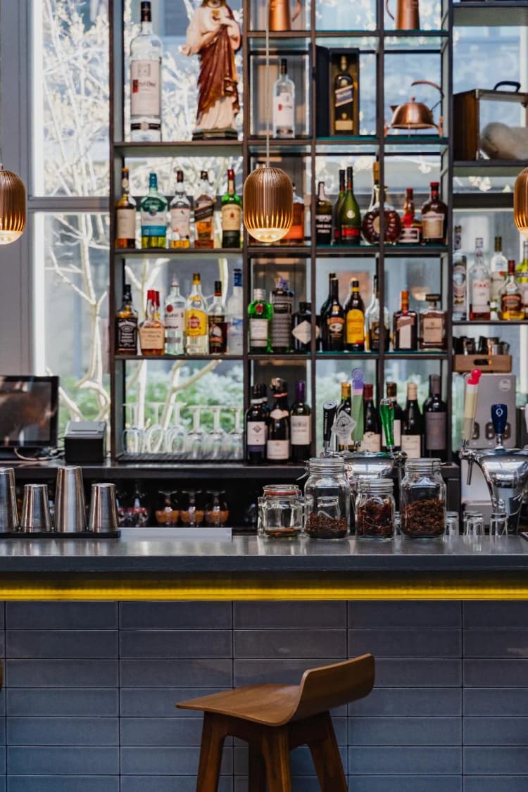 Bar, Hotel De Hallen, Amsterdam