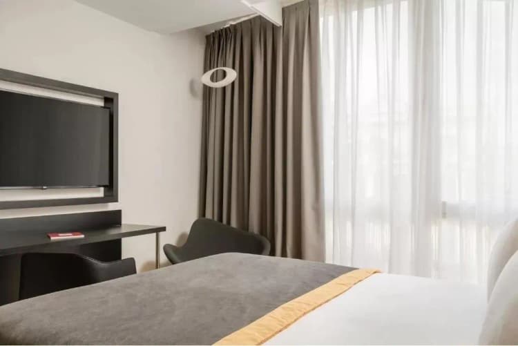 DOUBLE SINGLE USE SUPERIOR Room, Dorma Plaza Catalunya, Barcelona