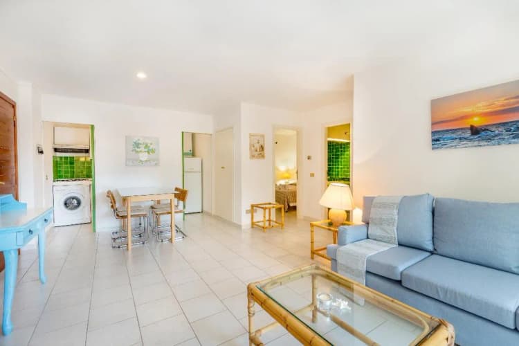 APARTMENT CAPACITY 4 Room, Residence Pineta Uno, Olbia