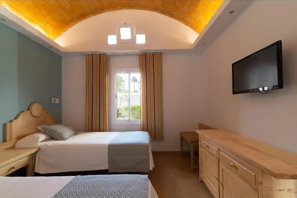 BUNGALOW CAPACITY 4 TWO BEDROOMS Room, Bungalows Cordial Biarritz, Gran Canaria