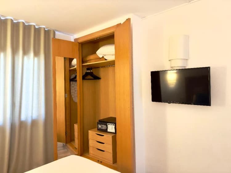 APARTMENT CAPACITY 3 Room, Flip Flop Surfing Playa Apartments, Majorca