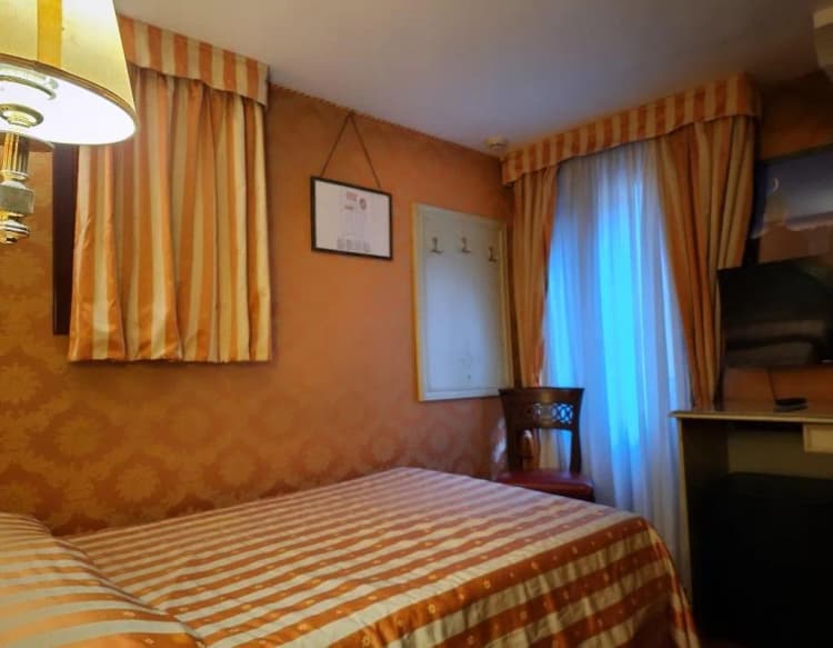 DOUBLE STANDARD Room, Lux, Venice