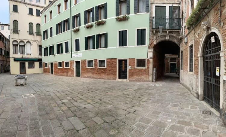General view, Grey's House, Venice