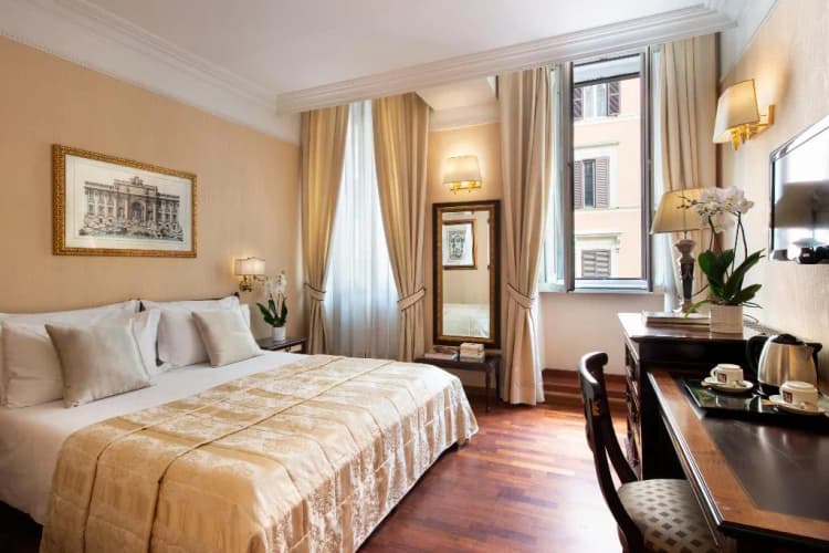 DOUBLE CLASSIC Room, Hotel Cecil, Rome